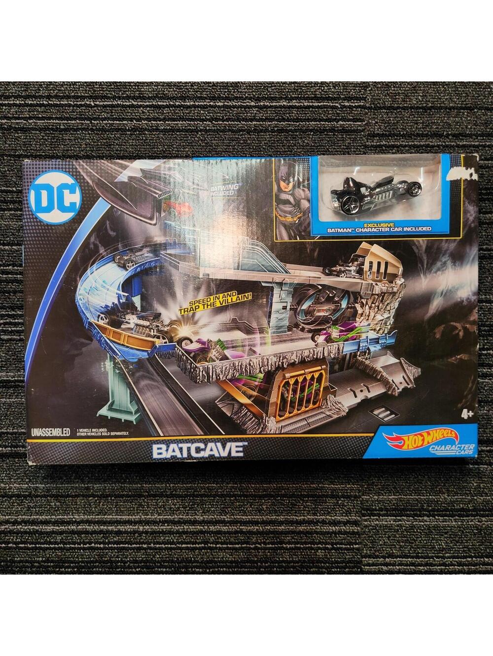 Hot Wheels DC Batman Batcave Playset w Exclusive Batmobile Mattel
